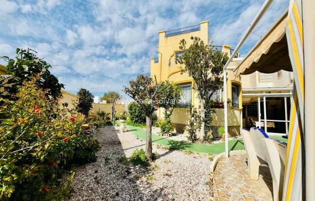 Resale - Villa - Orihuela Costa - Costa Blanca