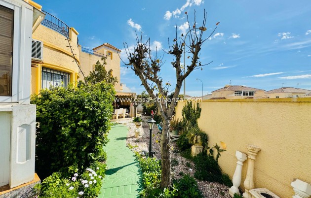 Resale - Villa - Orihuela Costa - Costa Blanca
