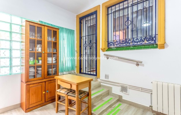 Resale - Villa - Orihuela Costa - Costa Blanca