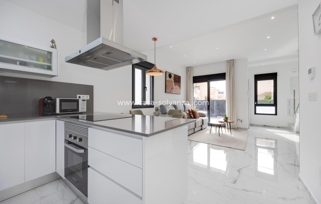 Resale - Villa - Torrevieja - Costa Blanca