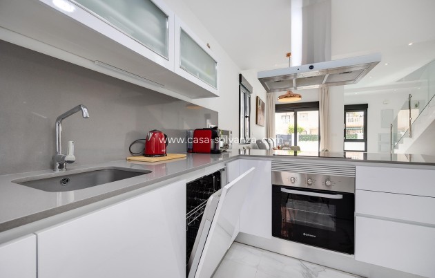 Resale - Villa - Torrevieja - Costa Blanca