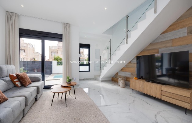 Resale - Villa - Torrevieja - Costa Blanca