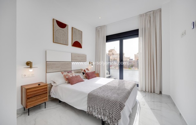 Resale - Villa - Torrevieja - Costa Blanca