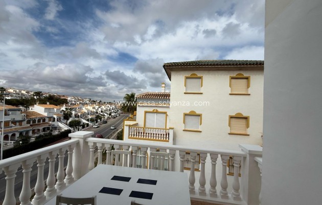 Resale - Bungalow - Torrevieja - Cañada Del Molino