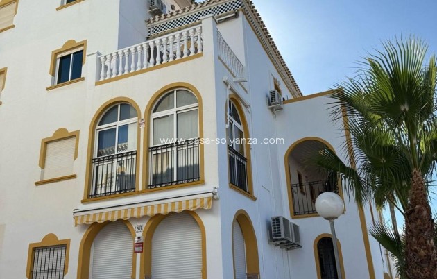 Resale - Bungalow - Torrevieja - Cañada Del Molino