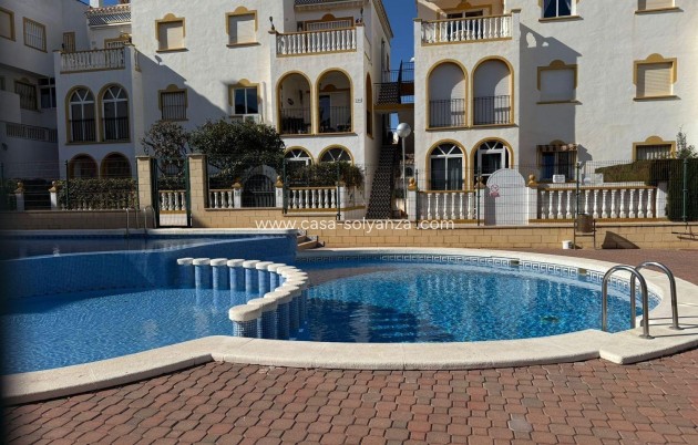 Resale - Bungalow - Torrevieja - Cañada Del Molino