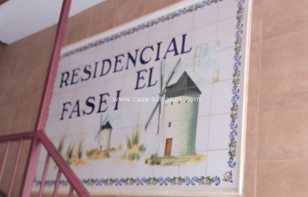 Resale - Apartment / flat - Torrevieja - Center