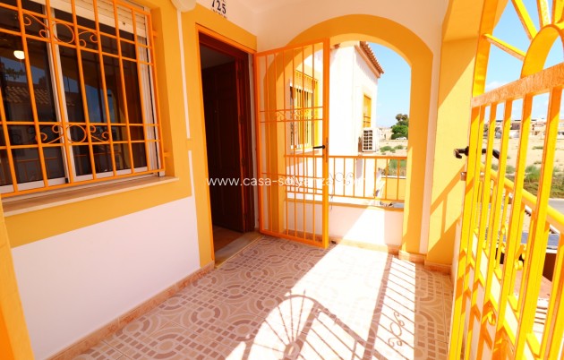 Resale - Apartment / flat - Torrevieja - Altos del Limonar