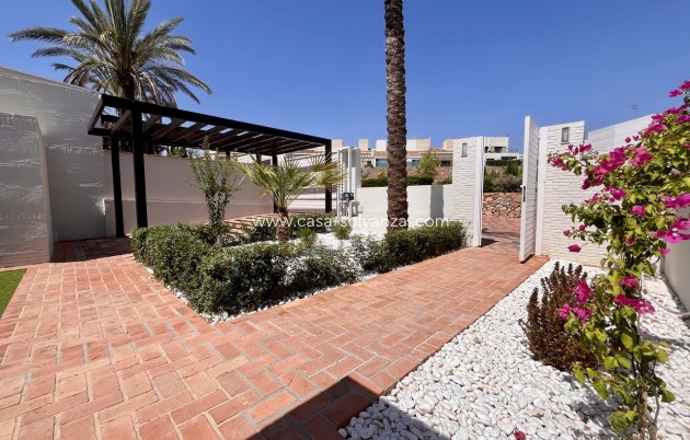 Resale - Townhouse - Sucina - Inland