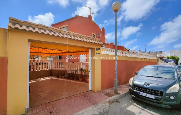 Resale - Villa - Torrevieja - Costa Blanca