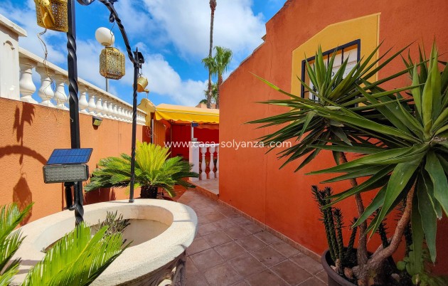 Resale - Villa - Torrevieja - Costa Blanca