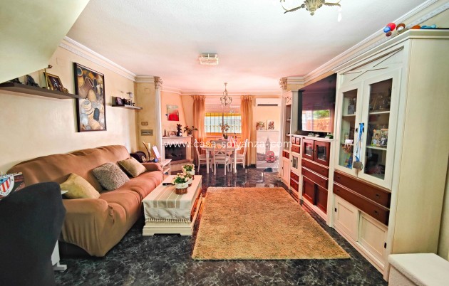 Resale - Villa - Torrevieja - Costa Blanca