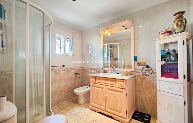 Resale - Villa - Torrevieja - Costa Blanca