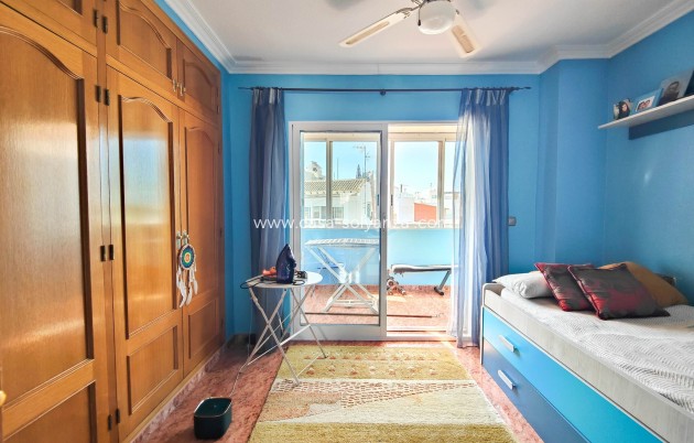 Resale - Villa - Torrevieja - Costa Blanca