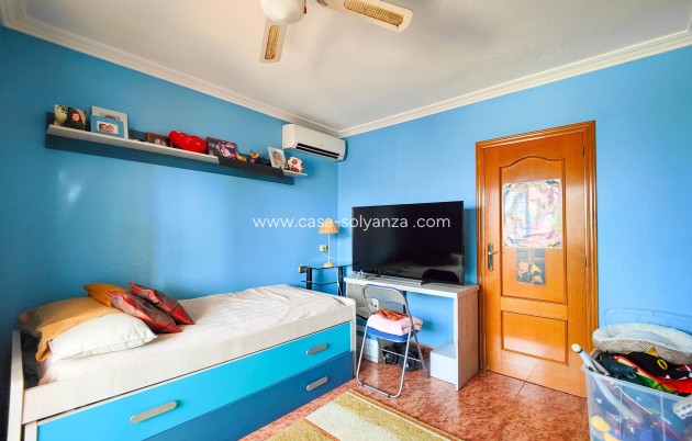 Resale - Villa - Torrevieja - Costa Blanca