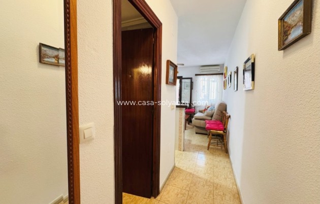 Resale - Apartment / flat - La Mata - Costa Blanca