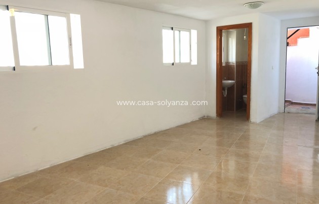 Resale - Villa - San Miguel de Salinas - Inland