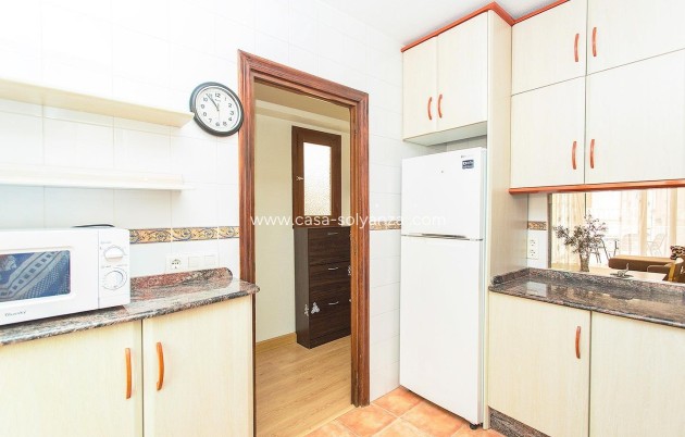 Resale - Apartment / flat - Torrevieja - Playa del Cura
