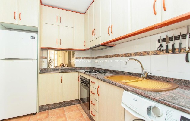Resale - Apartment / flat - Torrevieja - Playa del Cura