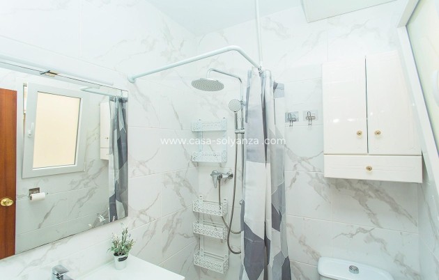 Resale - Apartment / flat - Torrevieja - Playa del Cura