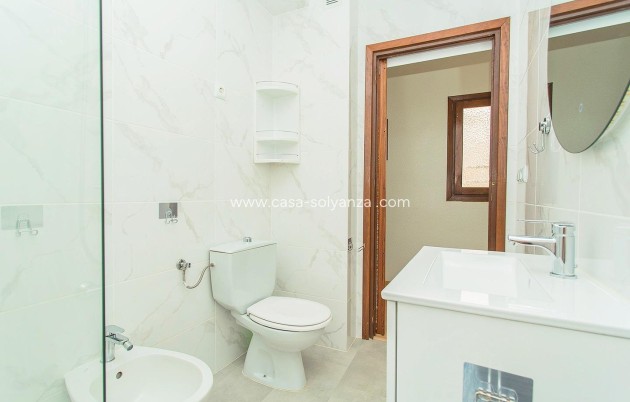 Resale - Apartment / flat - Torrevieja - Playa del Cura