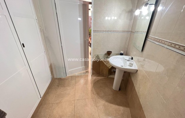 Resale - Commercial - Guardamar del Segura - Center