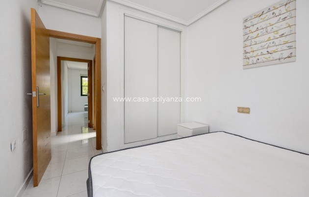Resale - Apartment / flat - Torrevieja - Punta Prima