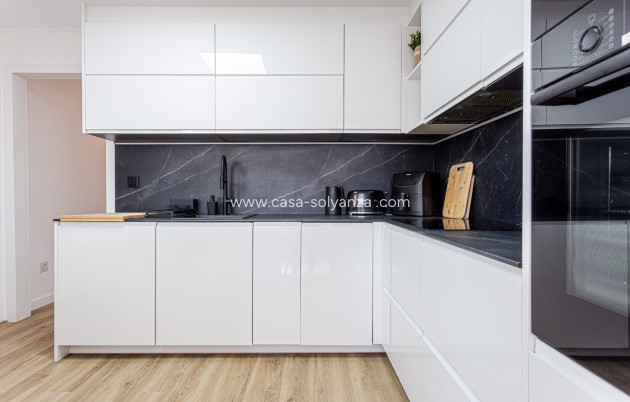 Resale - Villa - Torrevieja - Costa Blanca