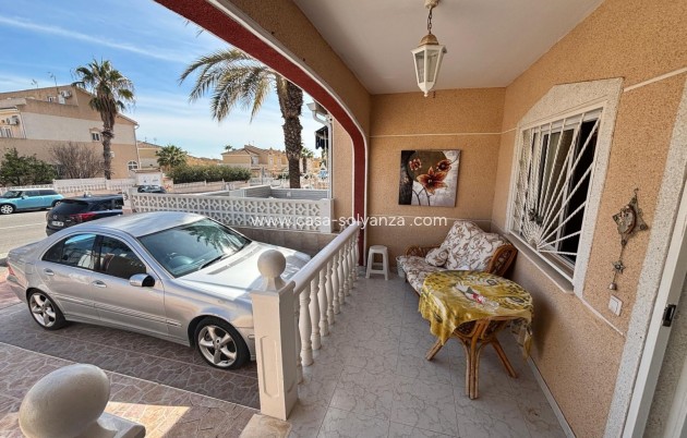 Resale - Townhouse - Ciudad Quesada - Doña pepa