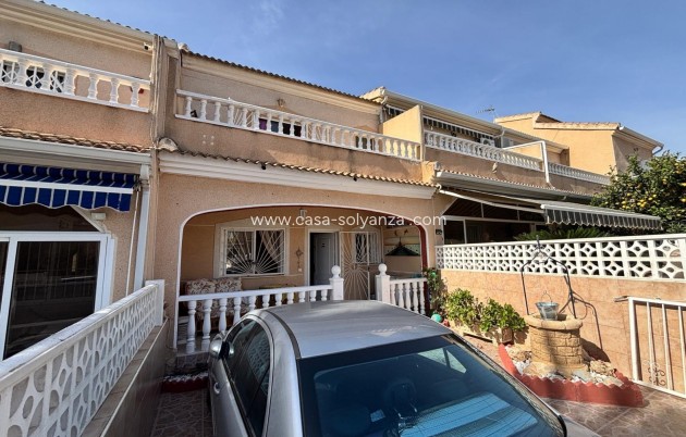 Resale - Townhouse - Ciudad Quesada - Doña pepa
