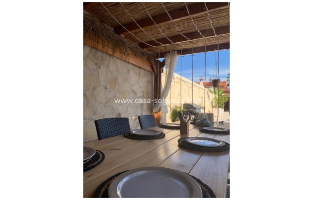 Resale - Villa / Detached - Ciudad Quesada - Quesada Center