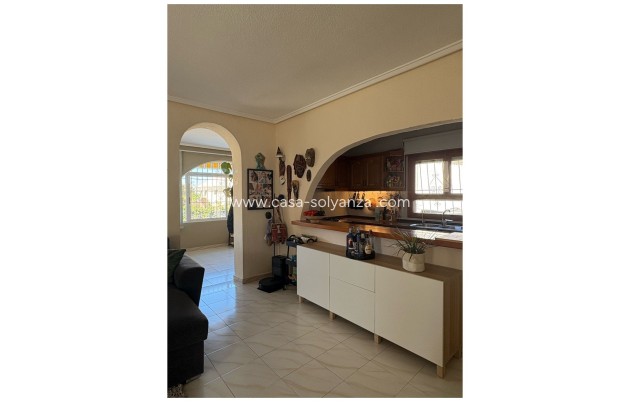 Resale - Villa / Detached - Ciudad Quesada - Quesada Center