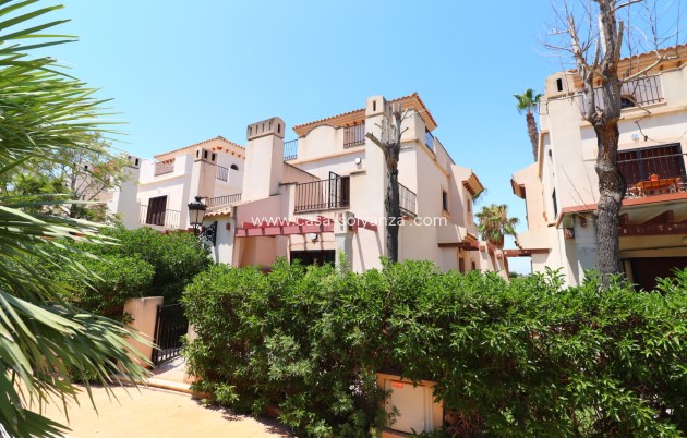Resale - Villa - Algorfa - La Finca Golf Resort