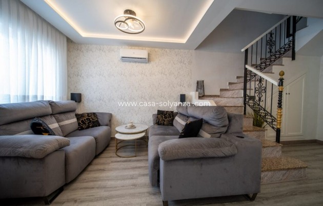 Resale - Villa - Orihuela Costa - Costa Blanca