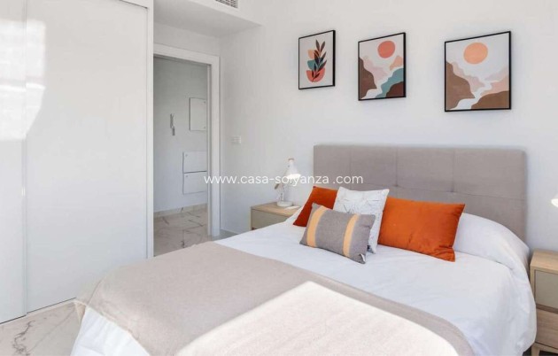 Resale - Apartment / flat - Los Altos - Costa Blanca