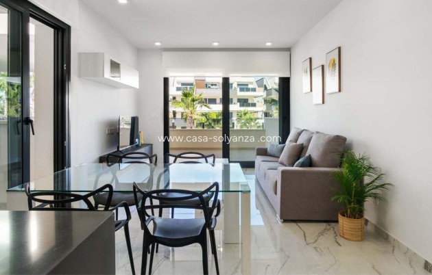 Resale - Apartment / flat - Los Altos - Costa Blanca