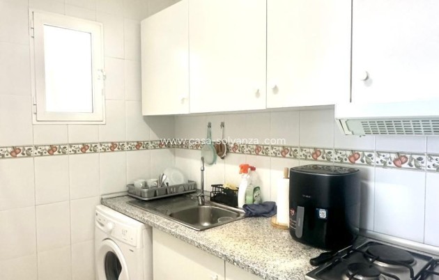 Resale - Apartment / flat - Torrevieja - Estacion Autobuses