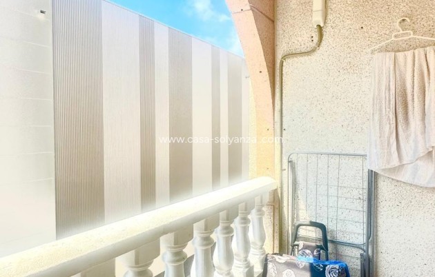 Resale - Apartment / flat - Torrevieja - Estacion Autobuses