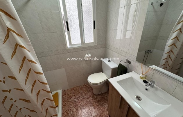 Resale - Apartment / flat - Torrevieja - Center
