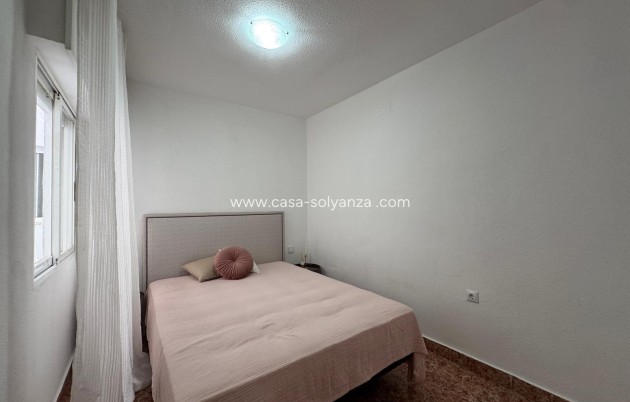 Resale - Apartment / flat - Torrevieja - Center