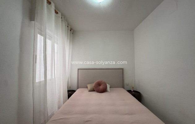 Resale - Apartment / flat - Torrevieja - Center