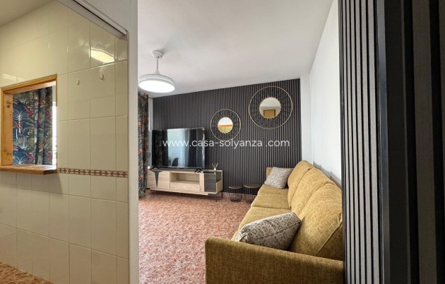 Resale - Apartment / flat - Torrevieja - Center
