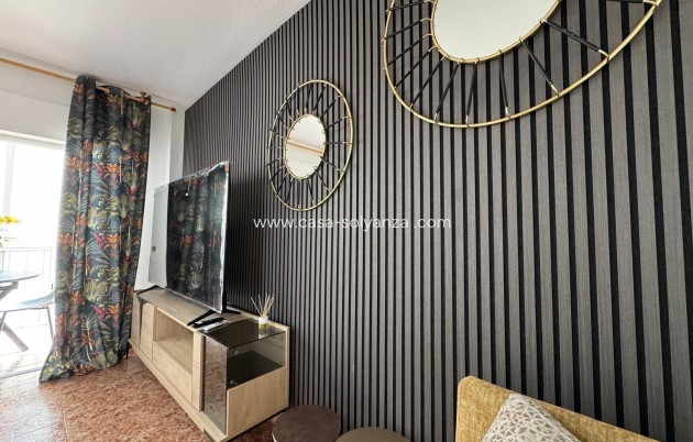 Resale - Apartment / flat - Torrevieja - Center