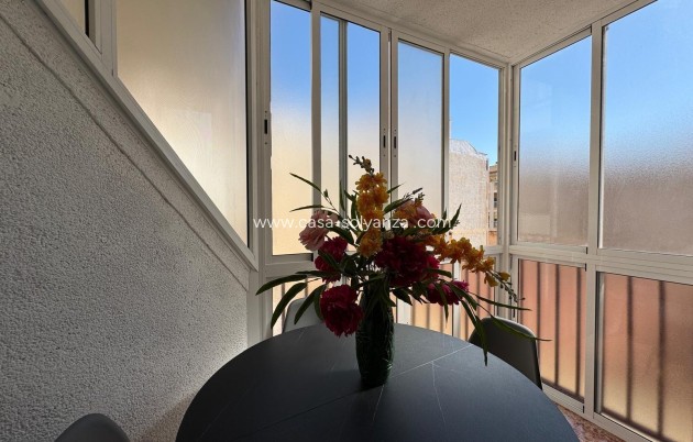 Resale - Apartment / flat - Torrevieja - Center
