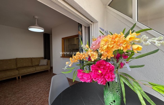 Resale - Apartment / flat - Torrevieja - Center