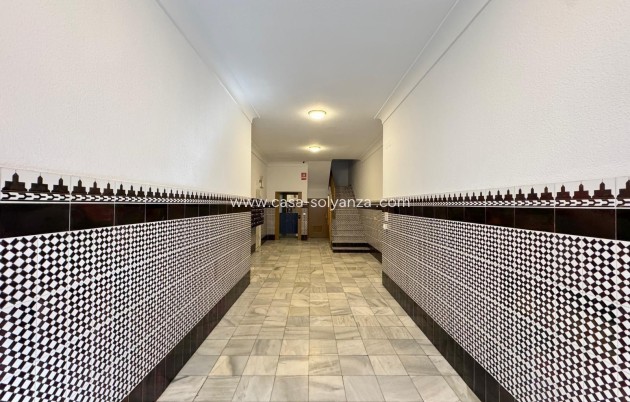Resale - Apartment / flat - Torrevieja - Center