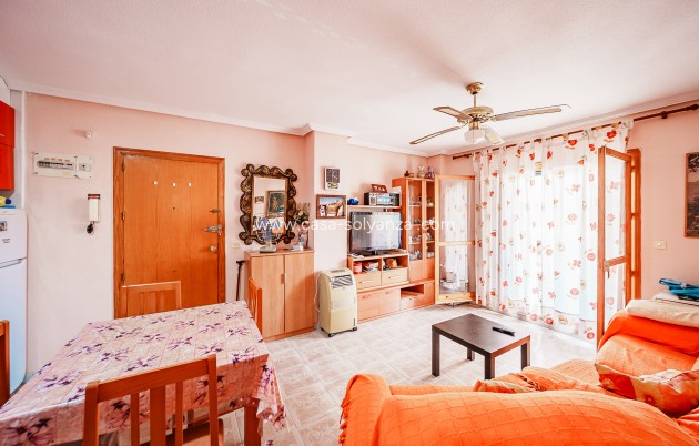 Resale - Apartment / flat - Torrevieja - La Mata