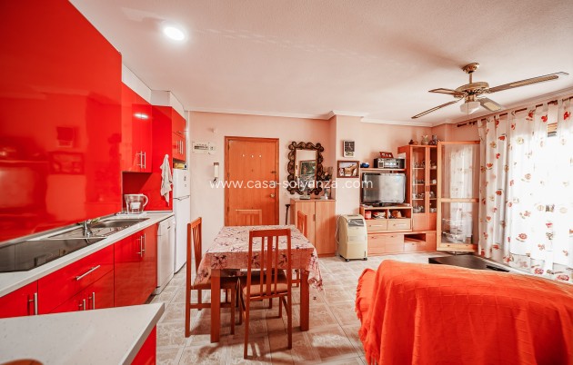 Resale - Apartment / flat - Torrevieja - La Mata