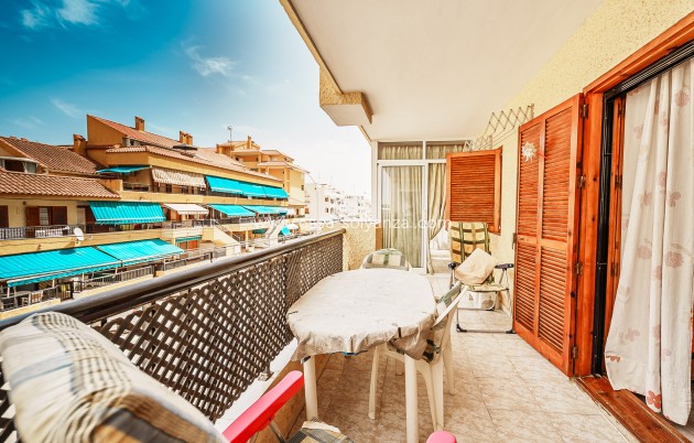 Resale - Apartment / flat - Torrevieja - La Mata