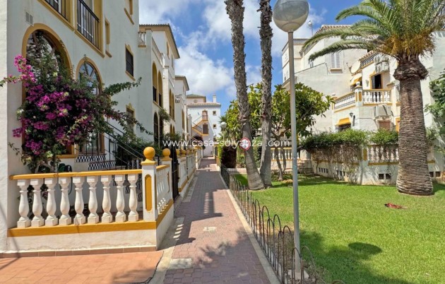 Resale - Apartment / flat - Torrevieja - La Mata
